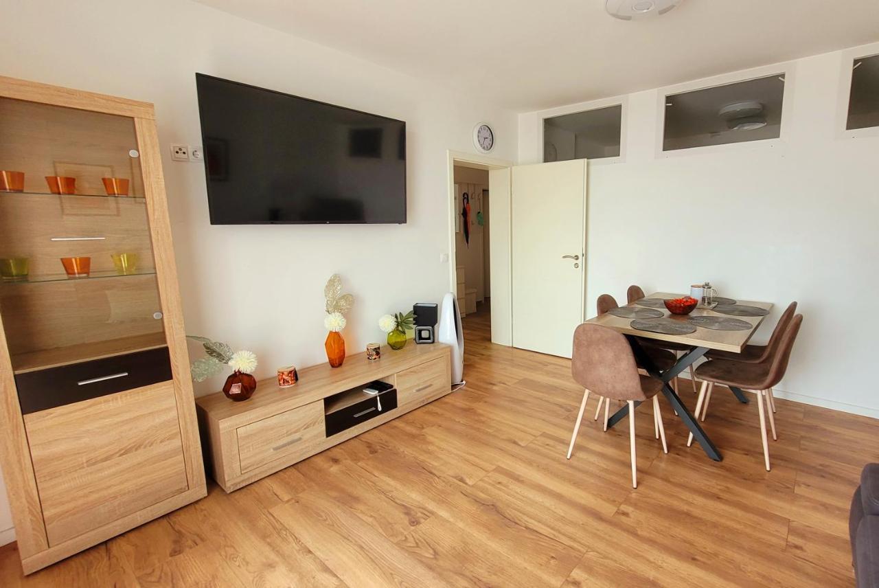 3-Zimmer, Bis 6 Personen Mit Parkplatz Apartment Mülheim an der Ruhr Exterior photo